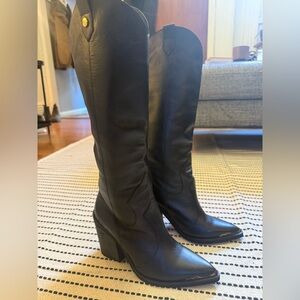 Leather Boots ETHICALLY HANDMADE IN COLOMBIA BY STIVALI Taller than 2nd picture